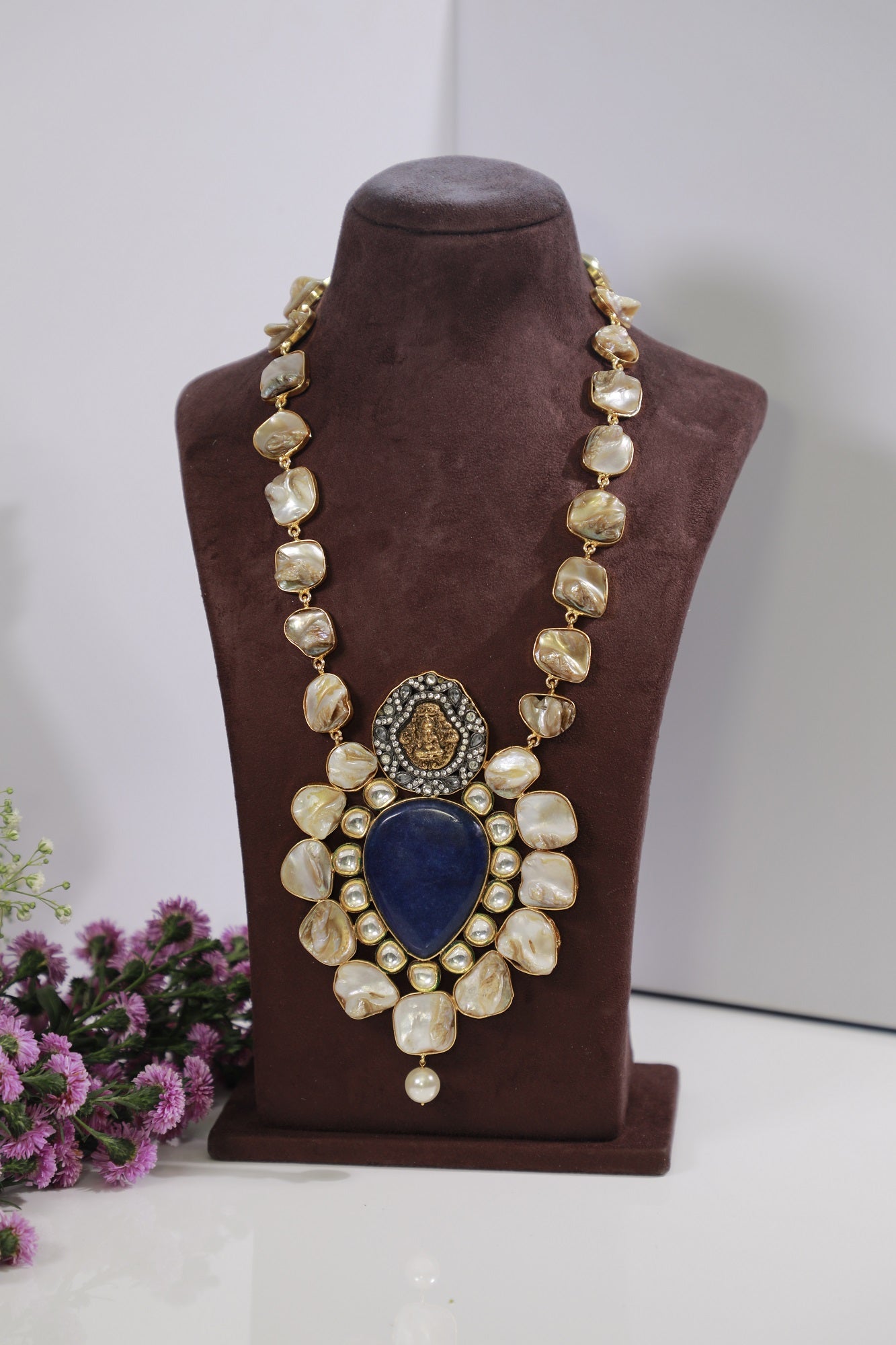 Studded Idol Locket With Marble Necklace