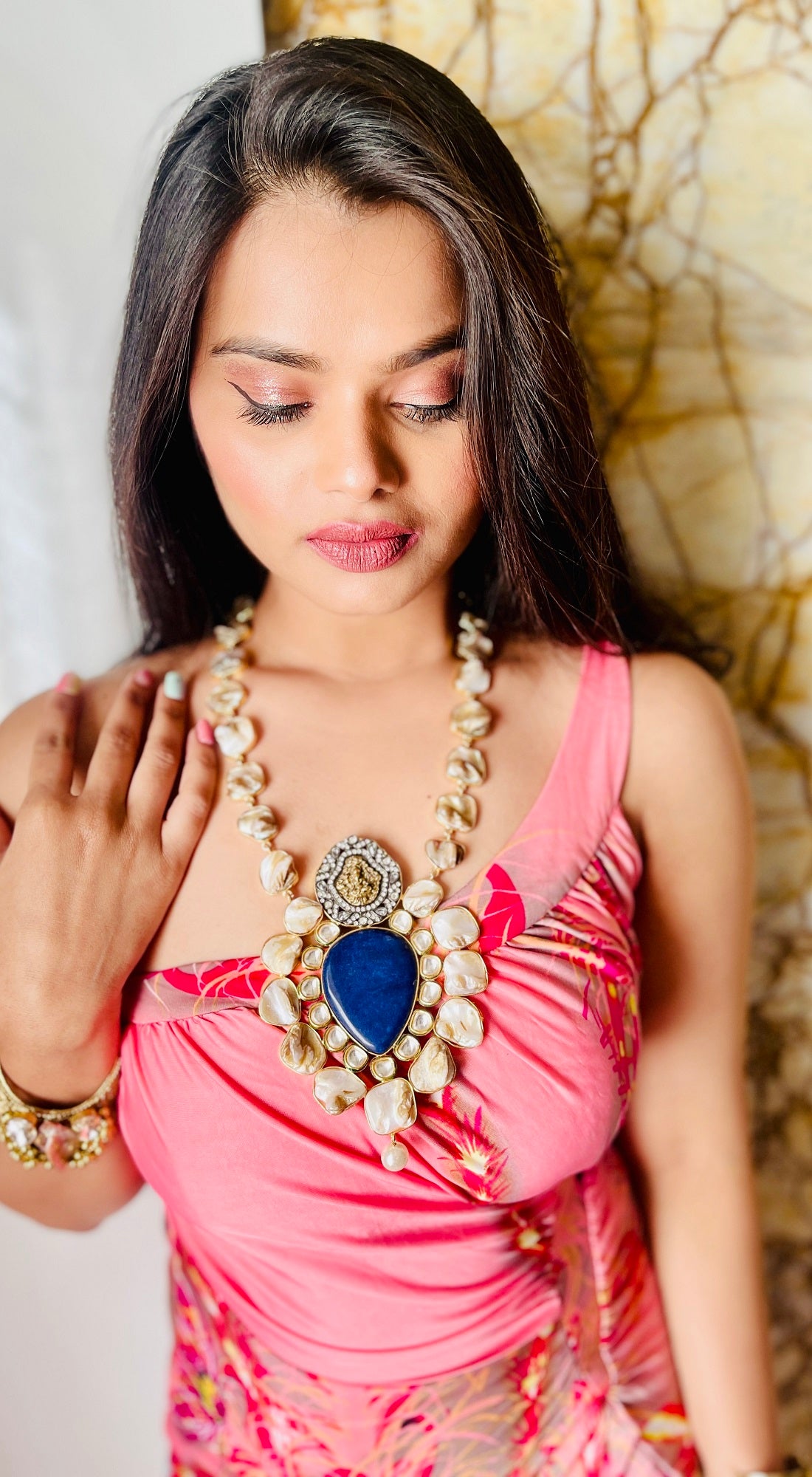 Studded Idol Locket With Marble Necklace