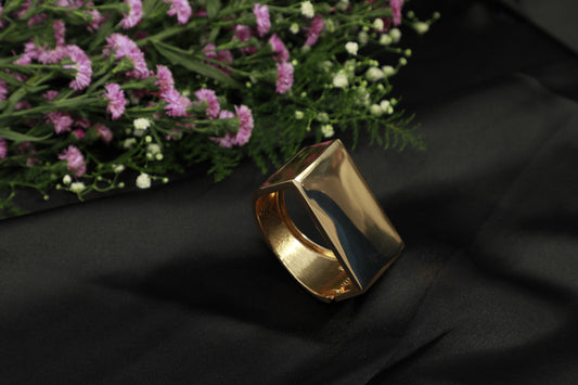 Sophisticated Shine Cuff