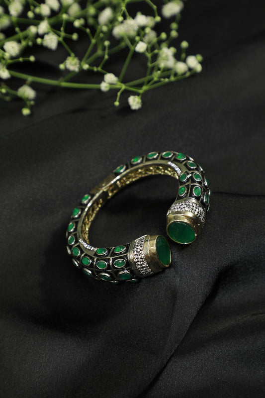 Midnight Charm Kada