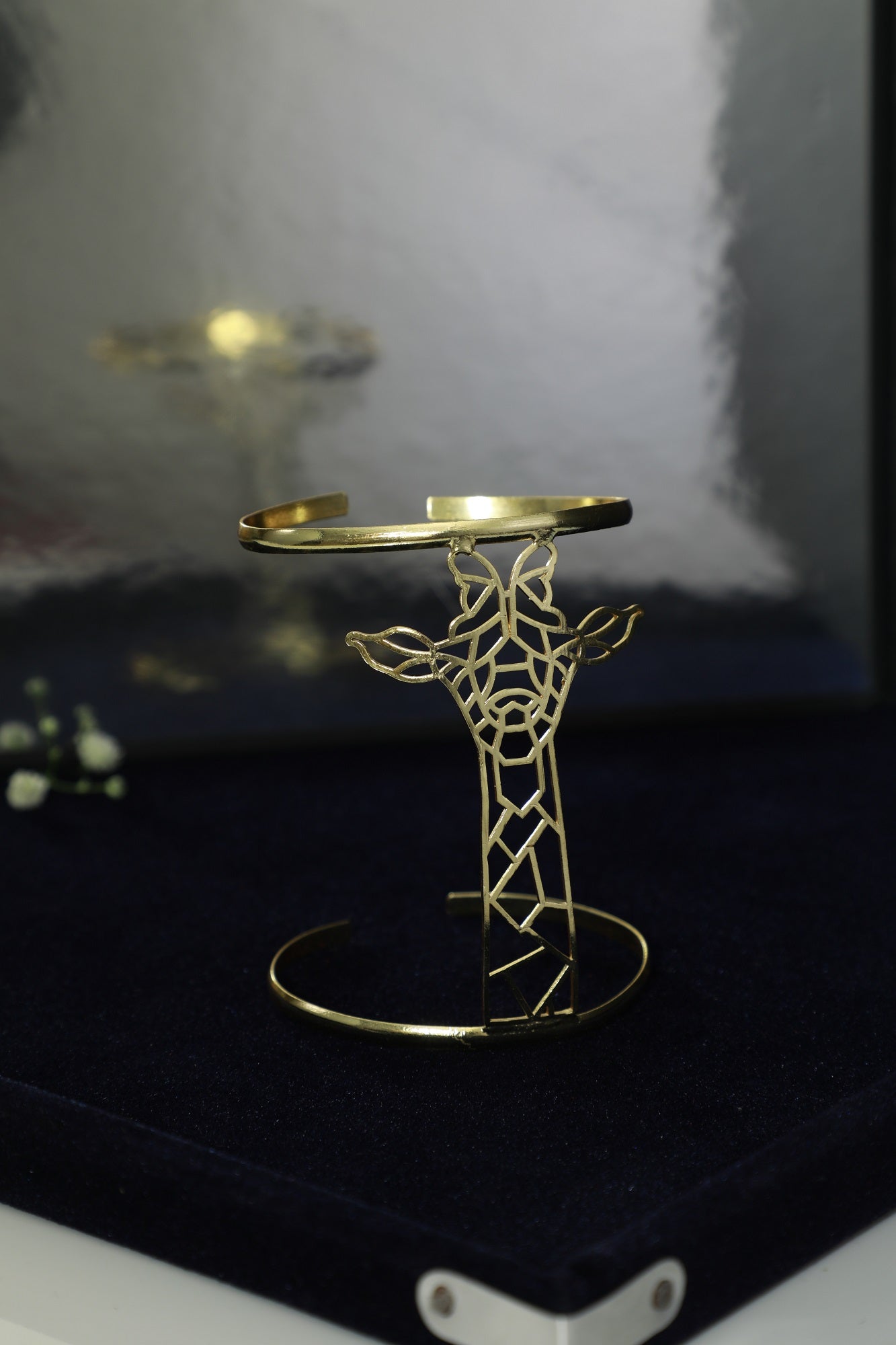 Geometric Giraffe Golden Bracelet