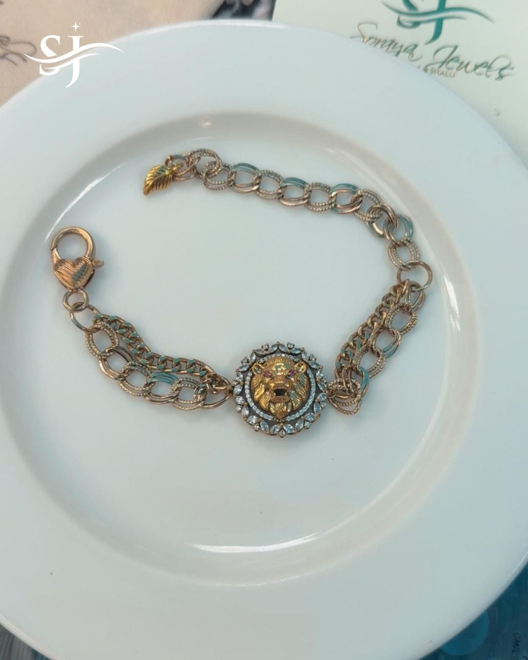 Lion Motif Chain Statement Bracelet