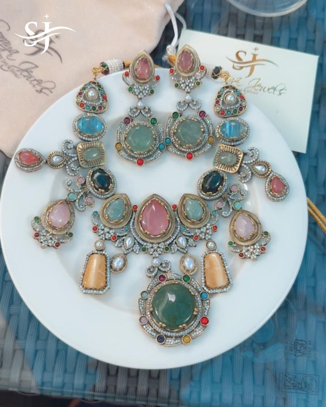 Multicolor Stone Statement Necklace Set