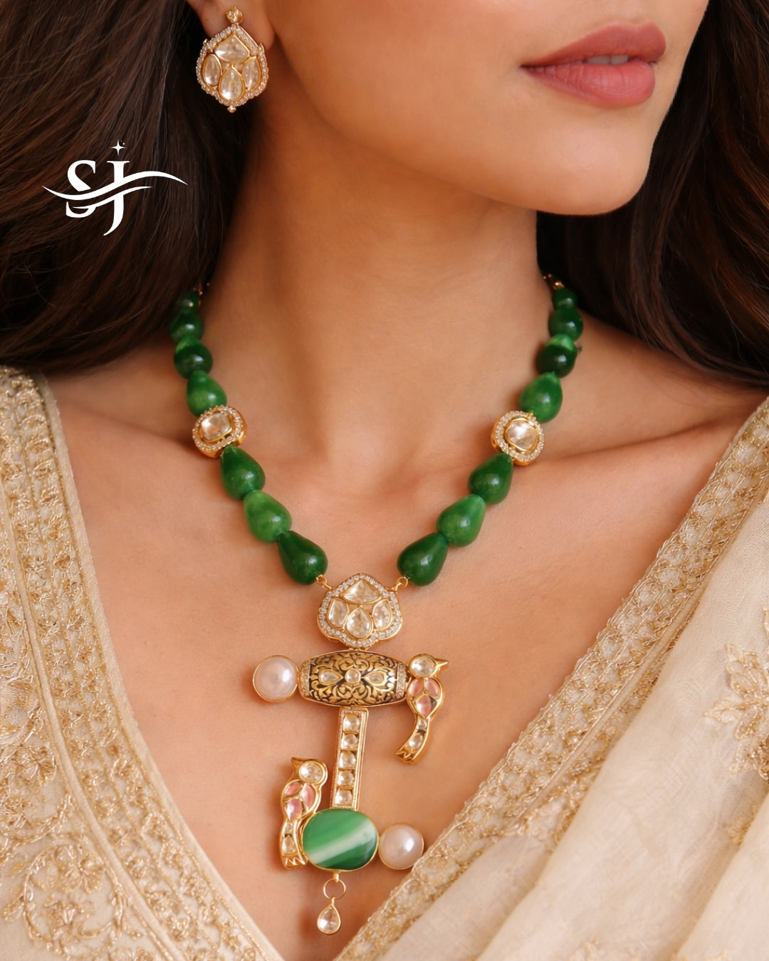 Emerald Bird Pendant Necklace Set