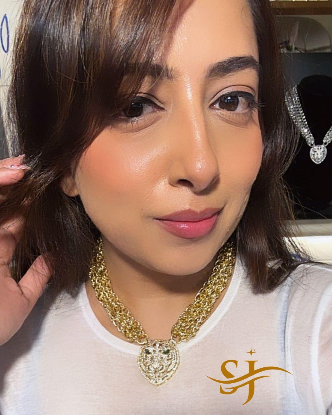 Royal Gold Tiger Chain Neckpiece – Sabyasachi-Inspired Premium Jewellery
